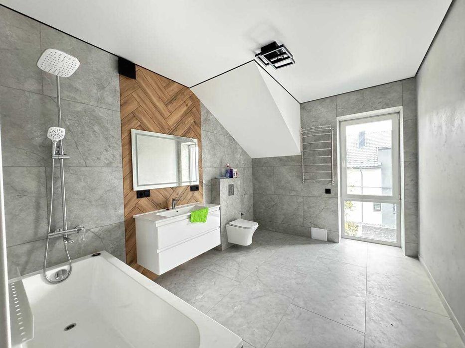 Продаж Будинку/Таунхауса з ремонтом 125м2 в Крихівцях (біля Калинової)