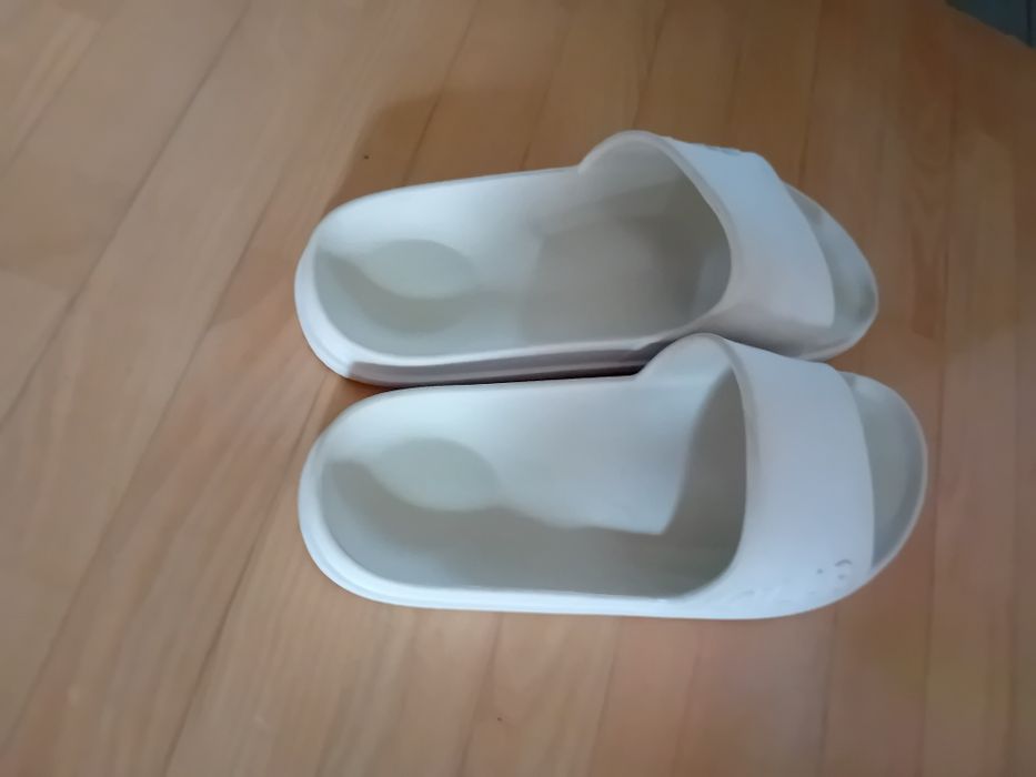 Croop klapki 42 unisex profilowane