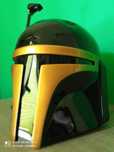 Hełm Boba Fett Czarno-złoty Star Wars