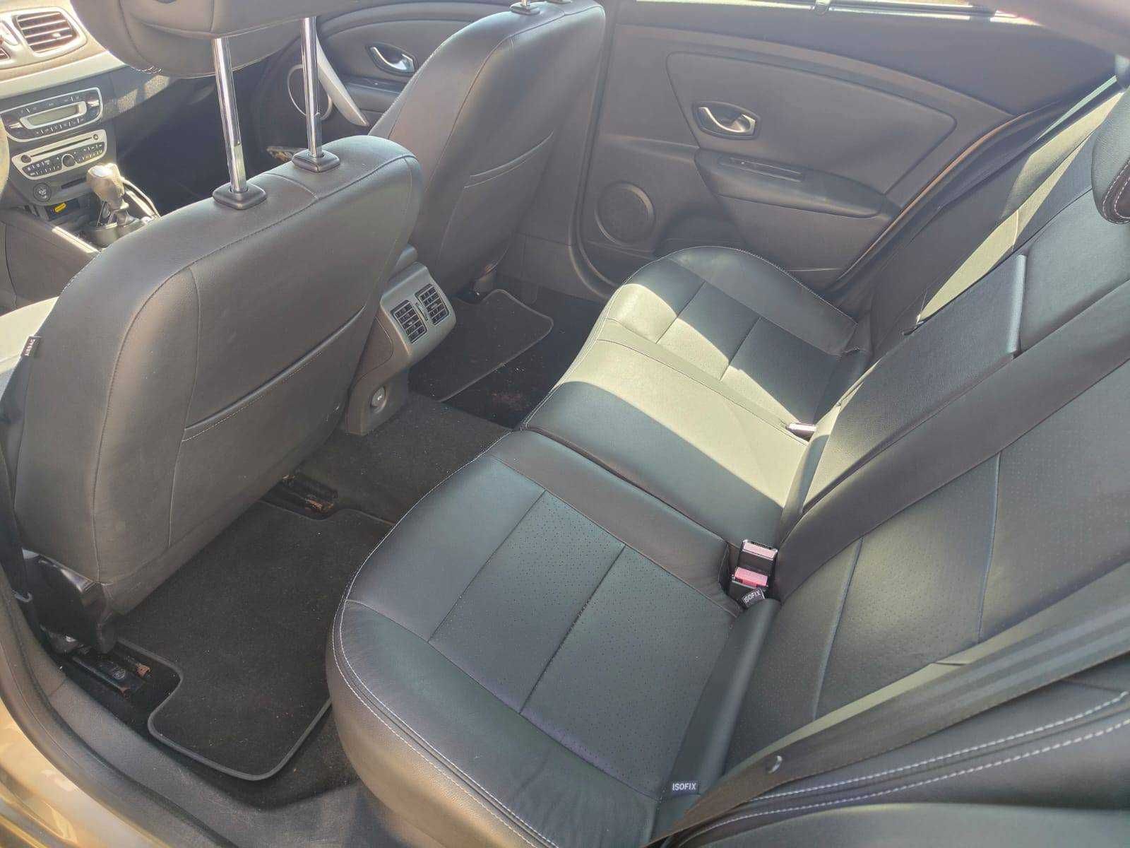Renault Fluence 1.5 dCi  – 2010 – 230.000 km – Espaçoso e Económico