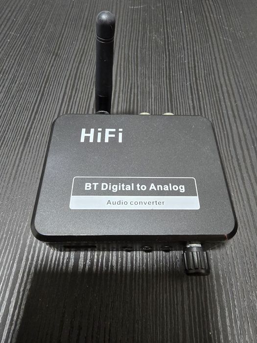 Adaptador de áudio digital para analógco