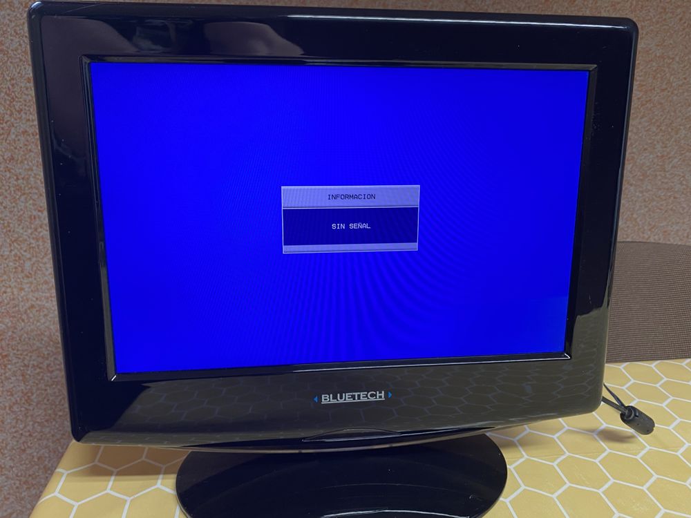 Monitor z funkcją TV Bluetech 13” tqt133-001 telewizor telewizorek