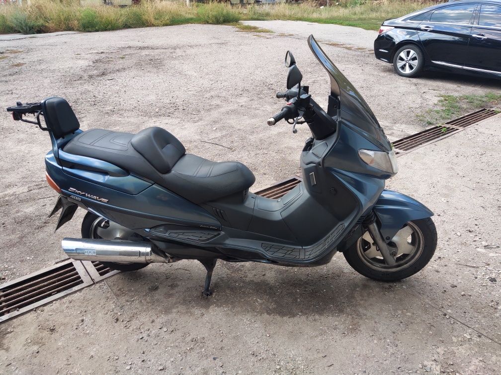 Suzuki skywave 400