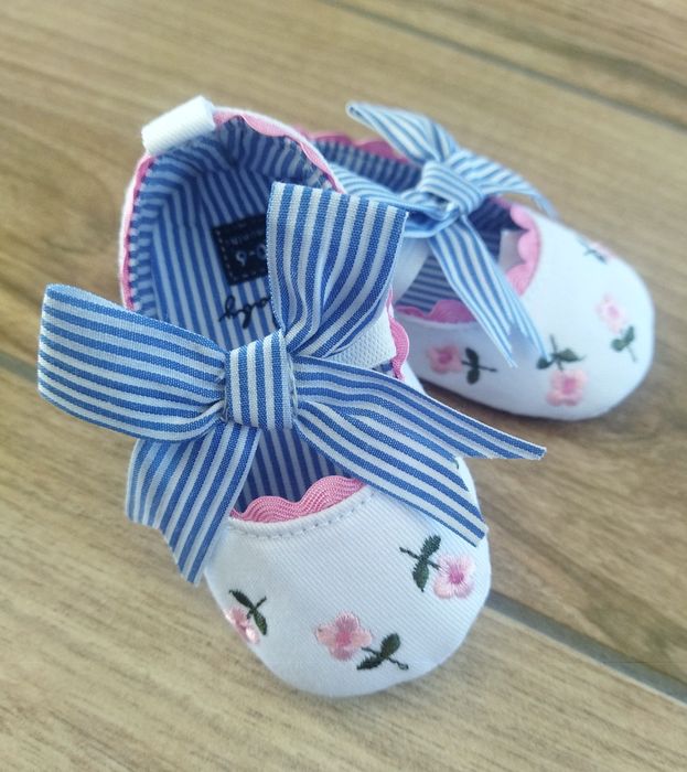 NOWE buciki niemowlęce niechodki balerinki 0-6 miesięcy r. 17/18 11cm