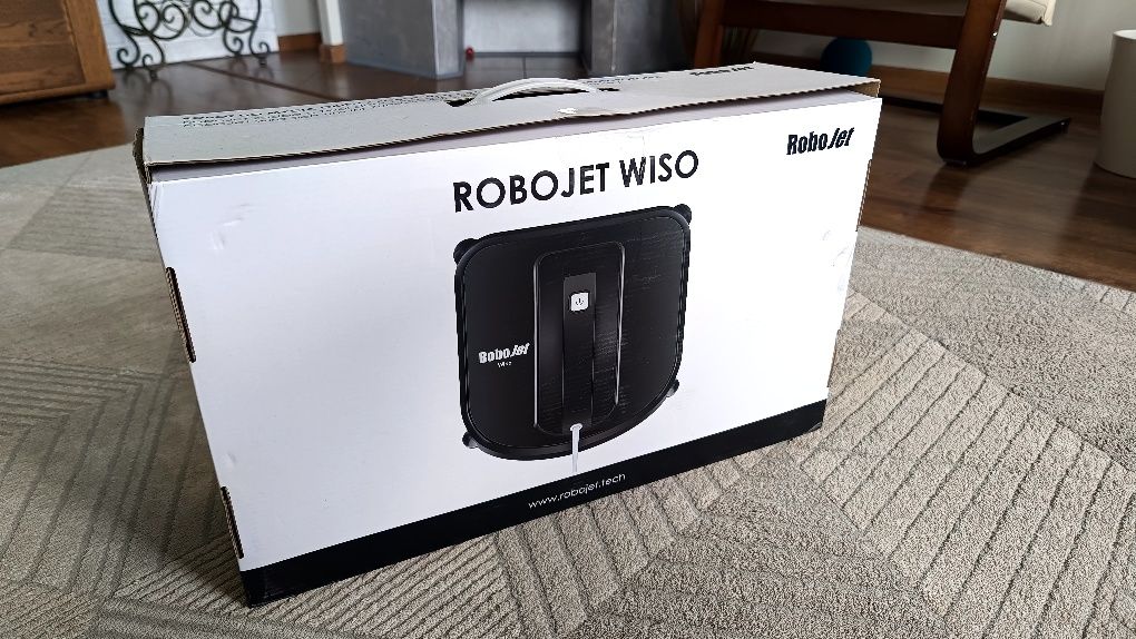Robot myjący okna. Robojet Wiso.