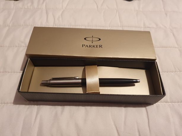 Nowy długopis Parker Jotter czarny