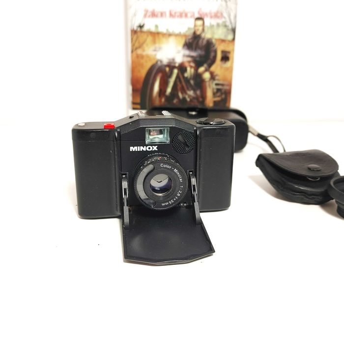 Najmniejszy aparat analogowy 35 mm MINOX 35 EL z futerałem i filtrem