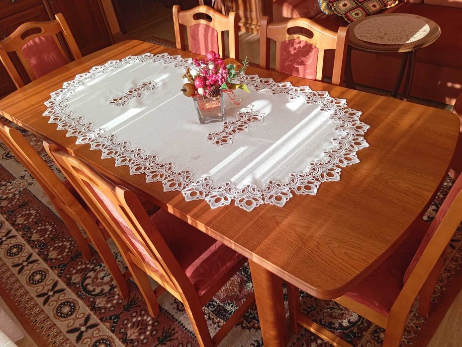 Stół rozkładany + 6 krzeseł