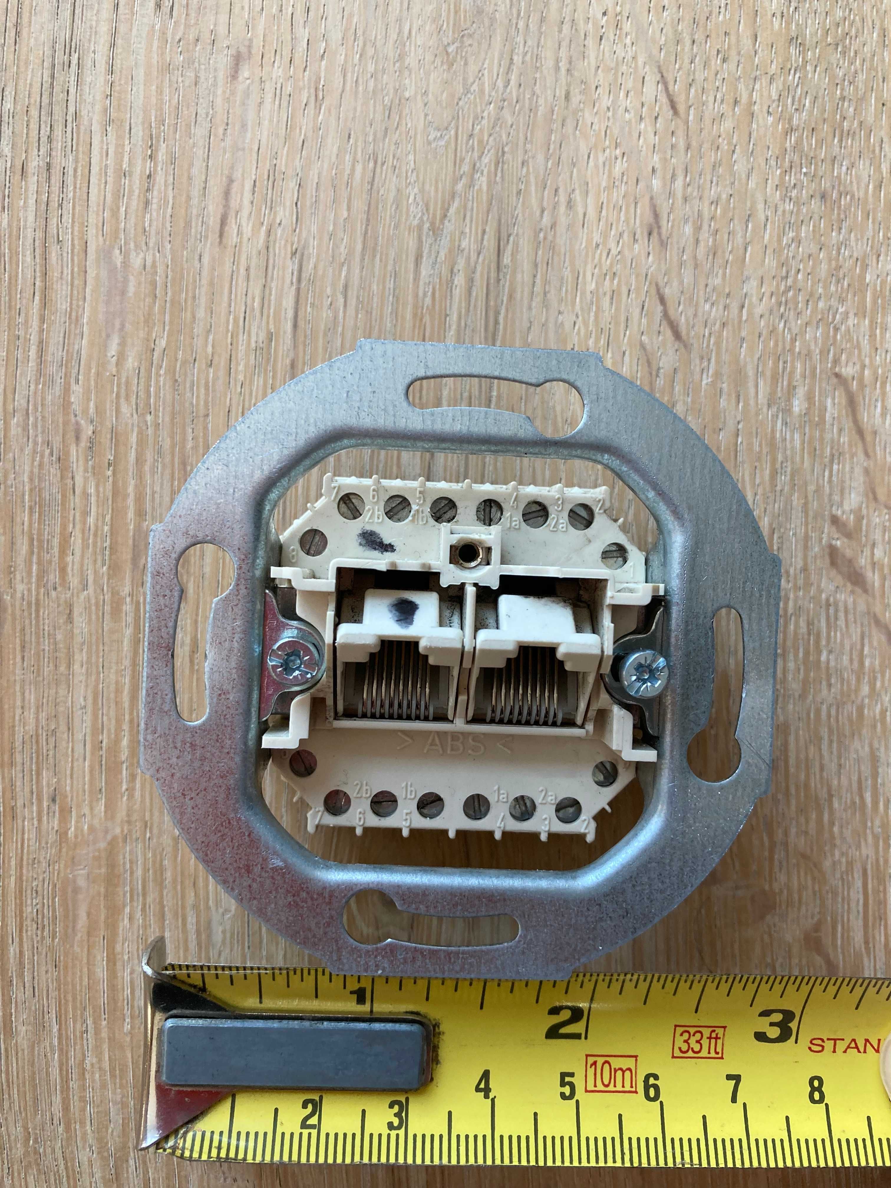 gnizdo ethernet Berker K.1 cat3, podwójne, 7cm x 7 cm