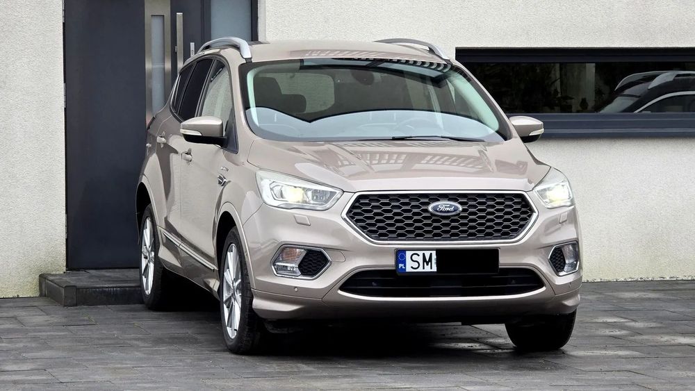 Ford Kuga VIGNALE_4x4_180 KM_Skóra_Kamera_Bi-Xenon_LED_Nawigacja_Android_Zadbana