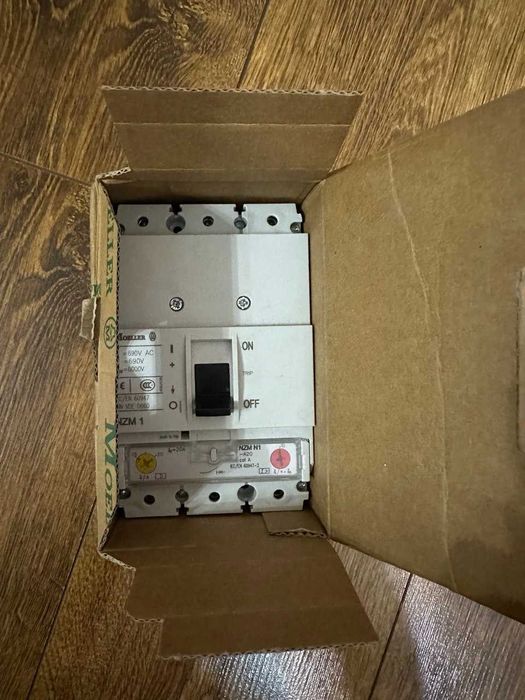 Автоматичний вимикач Moeller NZMN1-A20