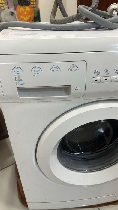 Maquina de lavar roupas