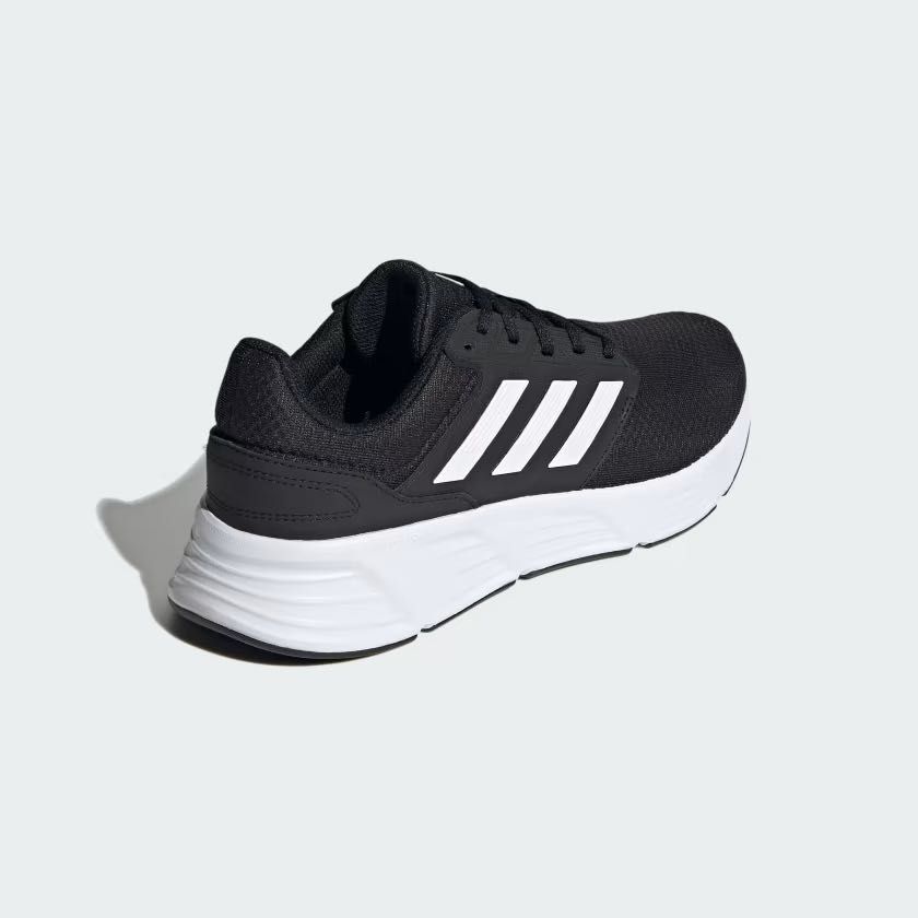 Орігінальні кросівки Adidas CHAUSSURE GALAXY 6