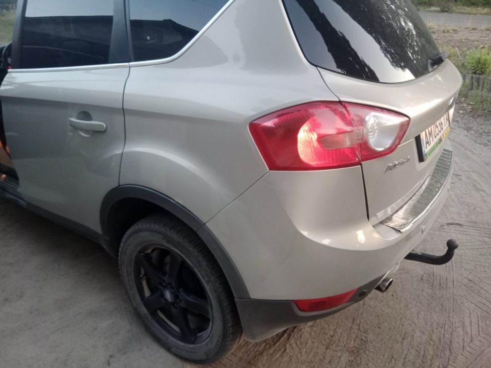 Ford Kuga titanium