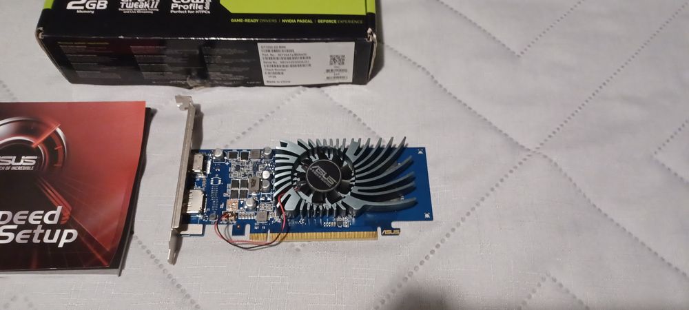Placa gráfica Geforce GT 1030 2GB gddr5