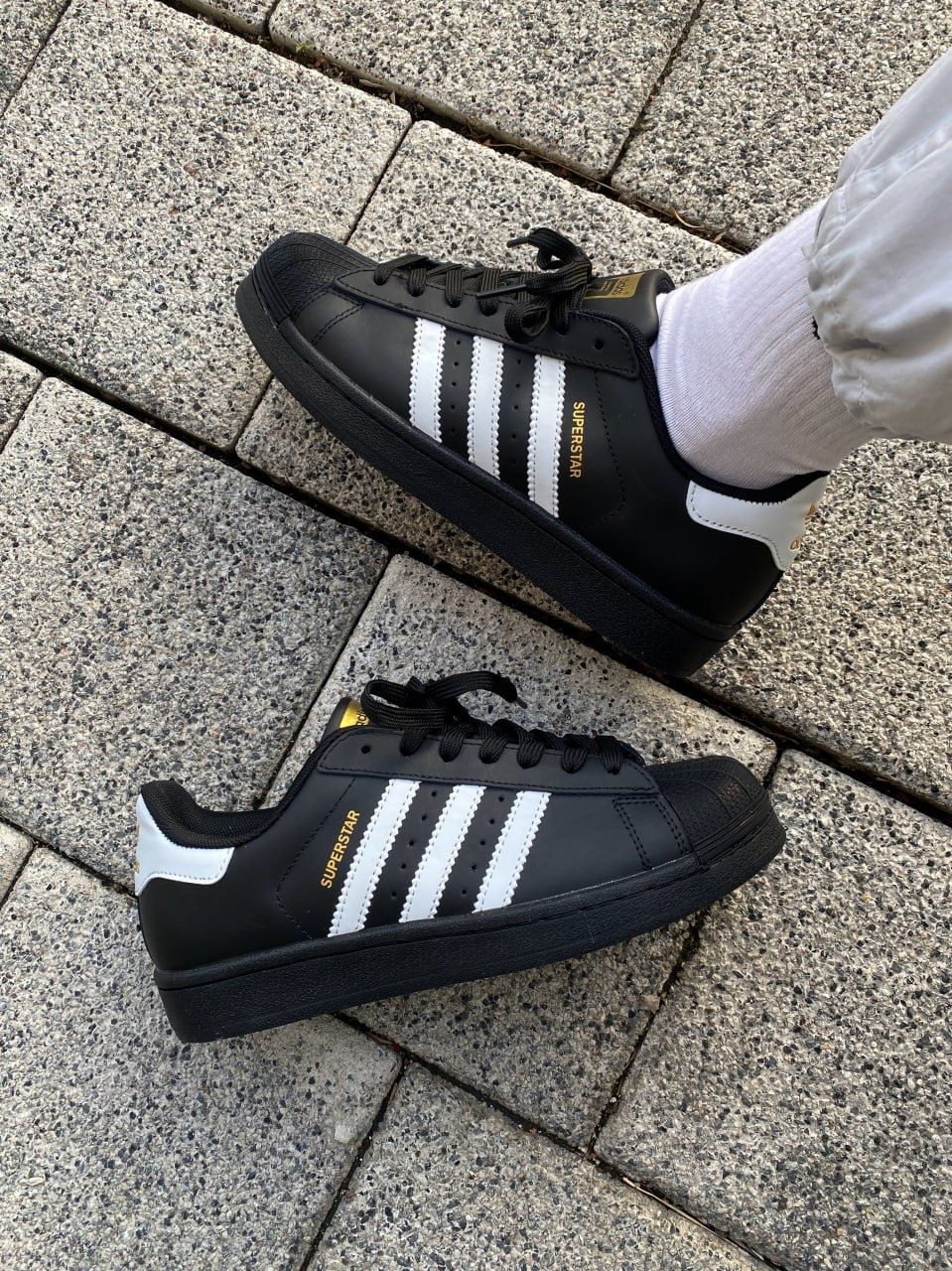 Кросівки adidas superstar black