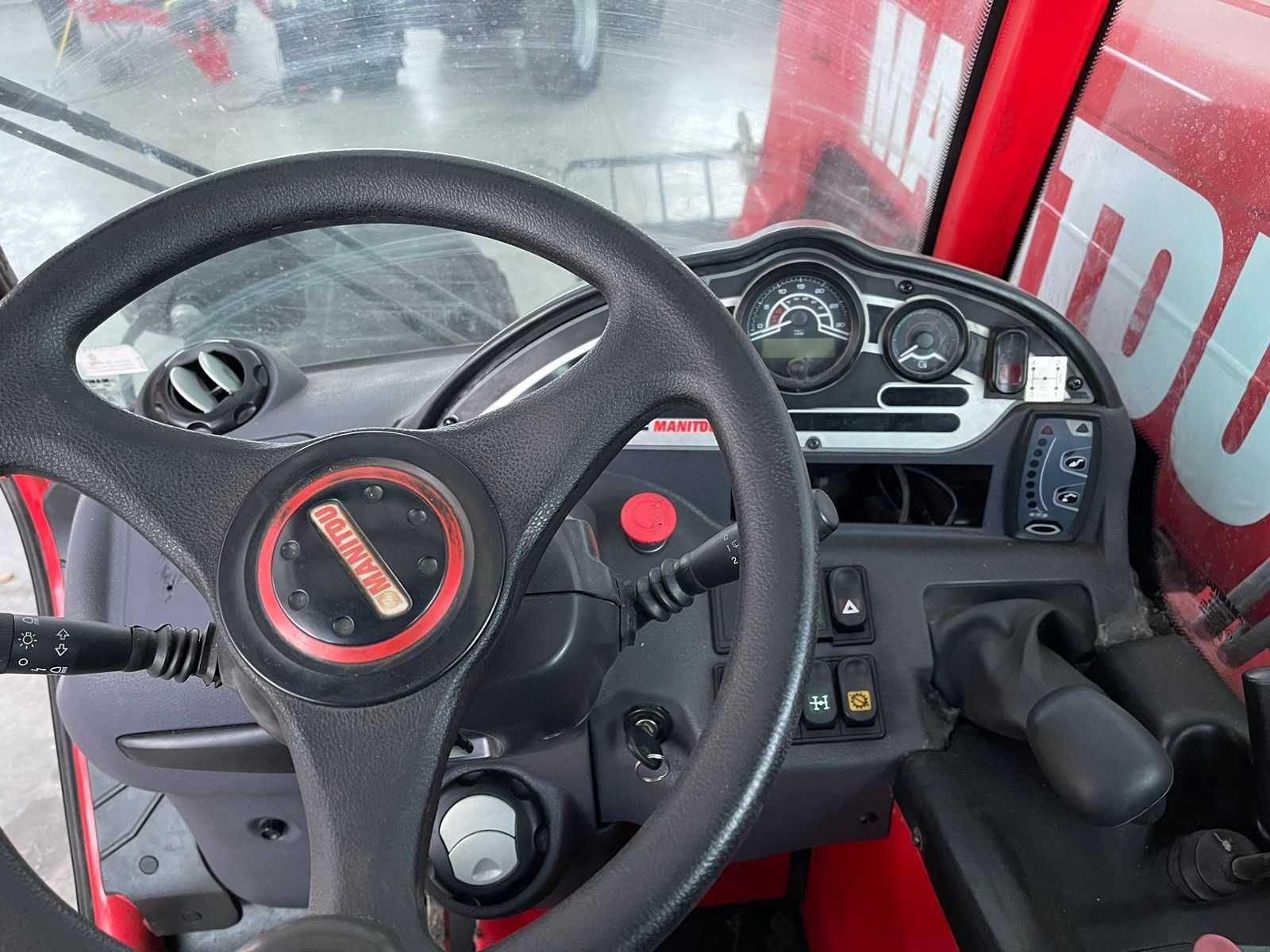 Телескопічний навантажувач Manitou MLT 735 Turbo - 2016 рік