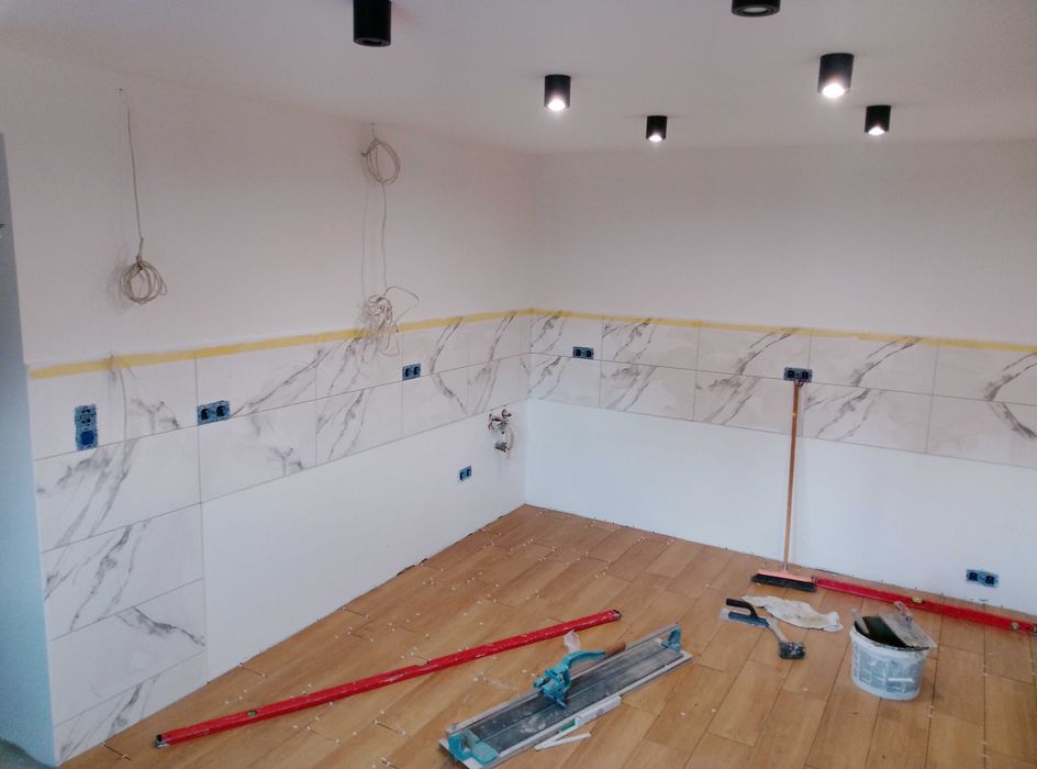 Usługi budowlane remonty zabudowa podaszy.