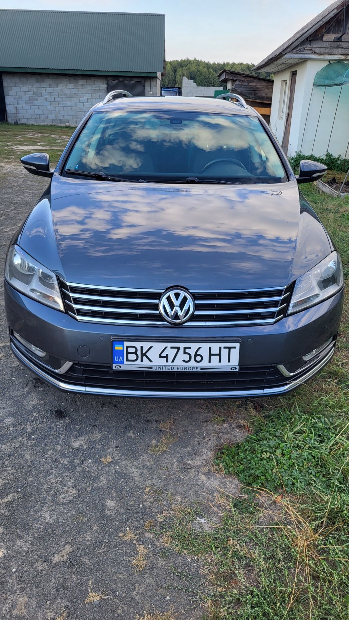 Пасат Volkswagen Passat B7 2012