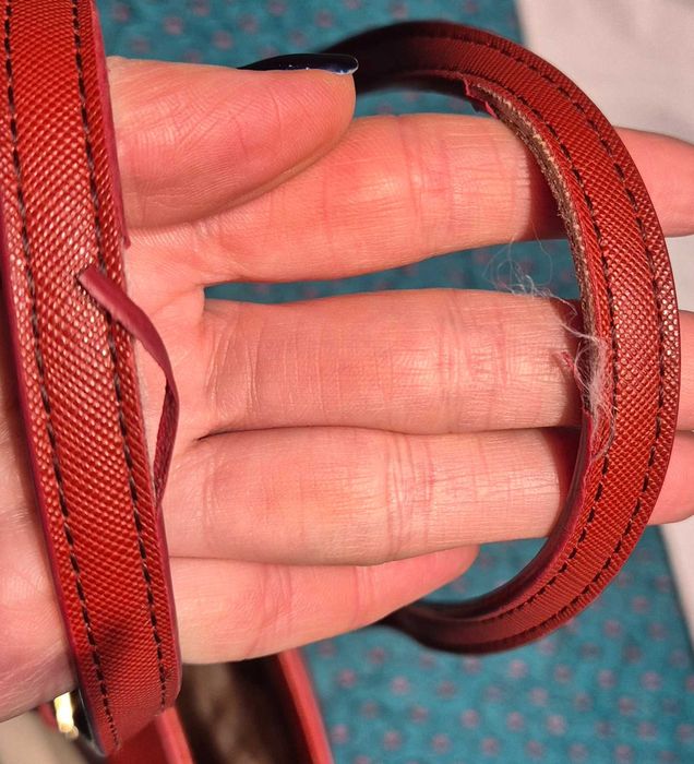 Torebka Guess na ramię i do ręki