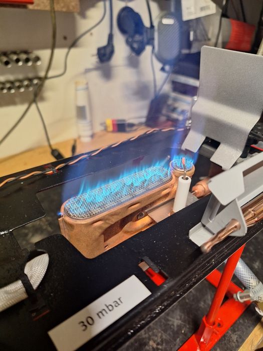 Truma Trumatic CZYTAJ OPIS SL3002 30 mbar piecyk piec STAN WZOROWY!