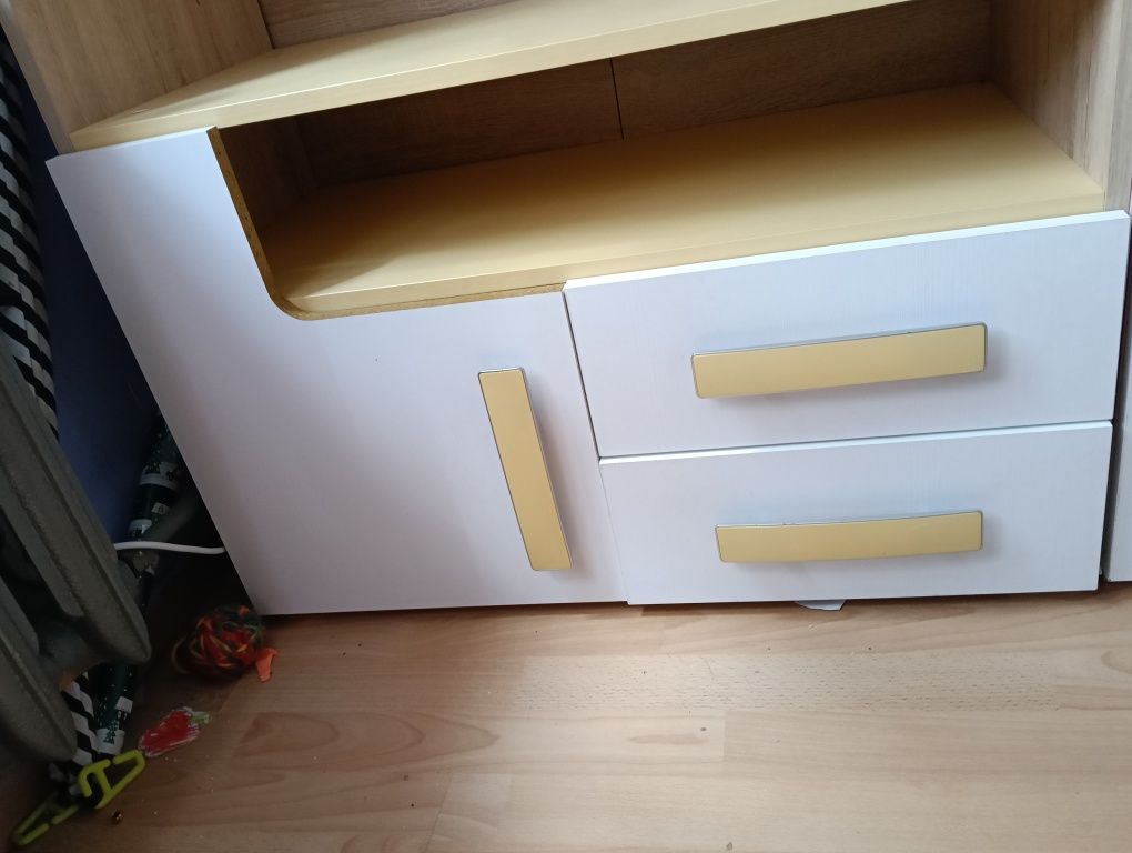 Meble dziecięce w dobrym stanie
