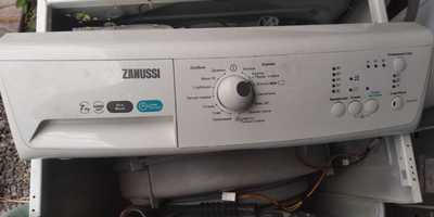 Стиральная машина Занусси Zanussi ZWSH6100V разборка