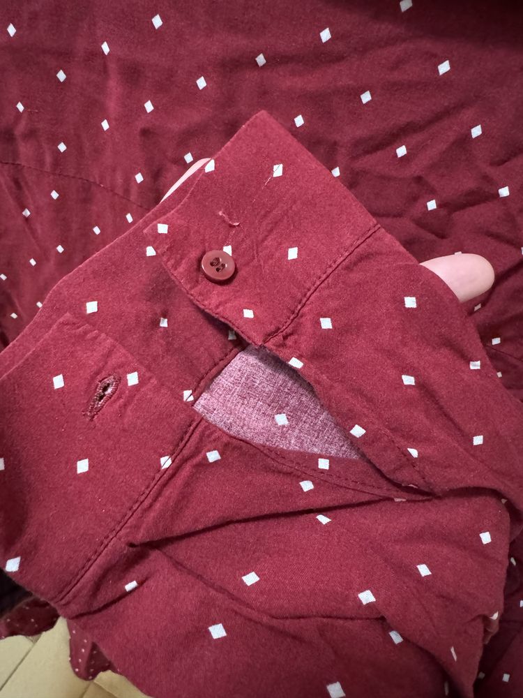 Camisa bordô Mango
