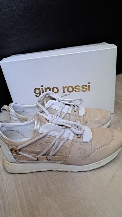 Шкіряні туфлі Gino Rossi 39р