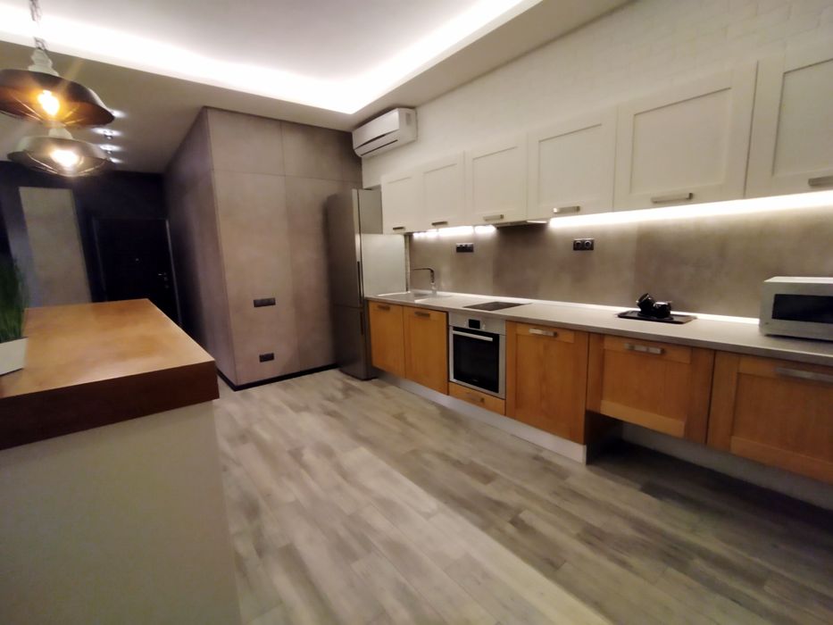 Сдам стильную квартиру в 17 Жемчужине Асташкина центр города