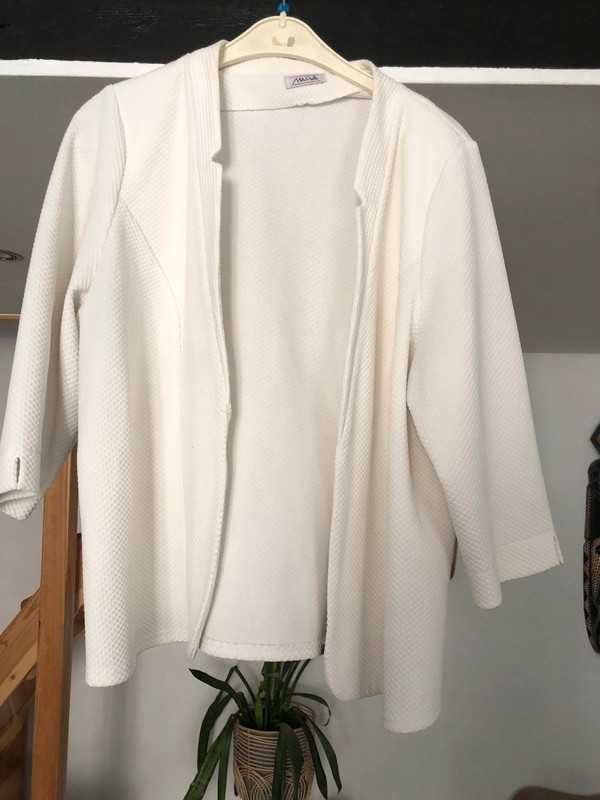 Biały kremowy brudna biel żakiet marynarka pikowany plus size 46
