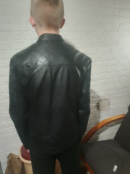 Чоловіча шкіряна куртка