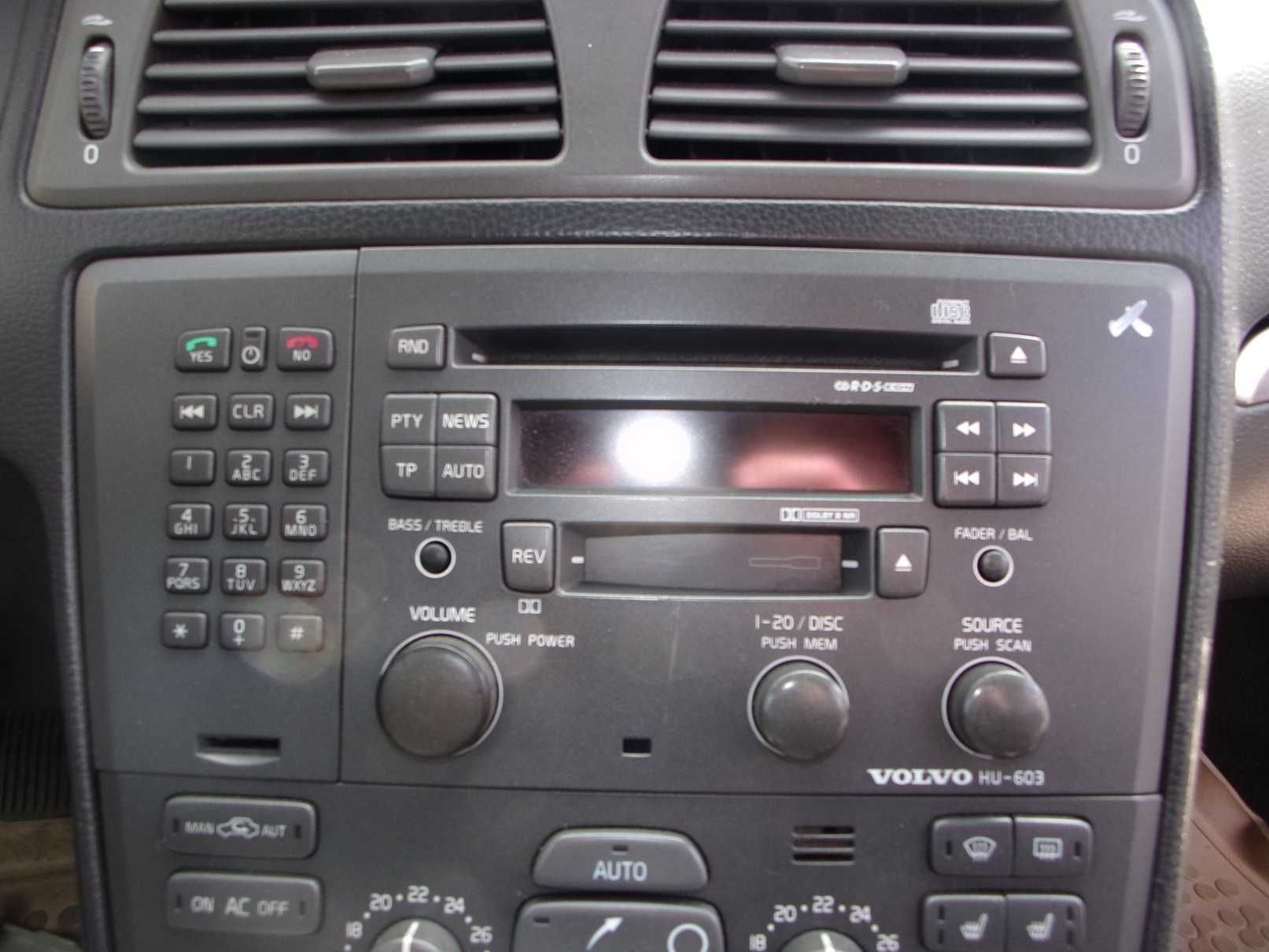 Radio cd kaseta HU-603 Volvo S60 I V70 II xc70 00-09r