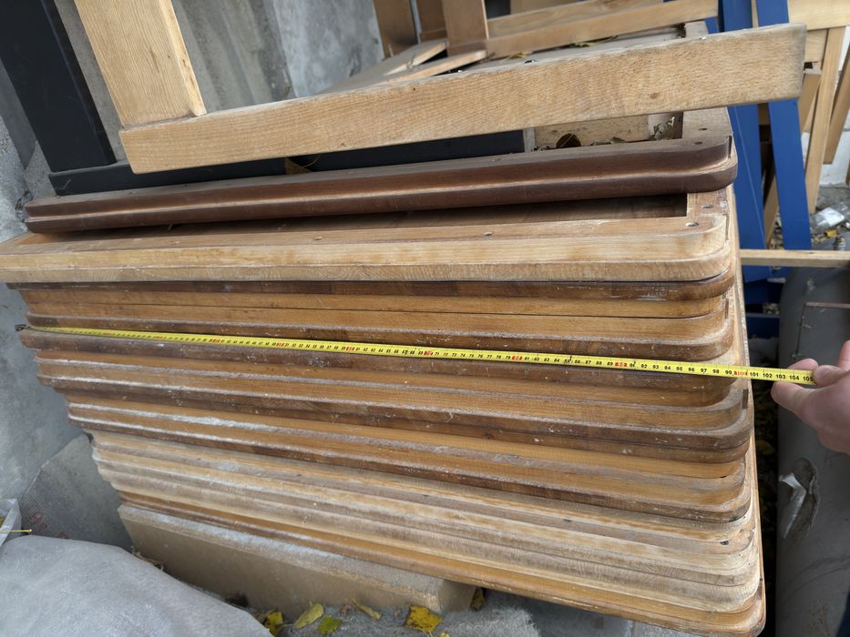 Набір столів з буку. 12 штук.