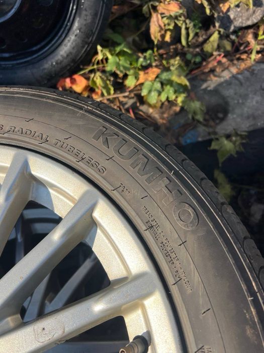Резина Kumho 24 год всесезонка 225/50/17 резина кумхо
