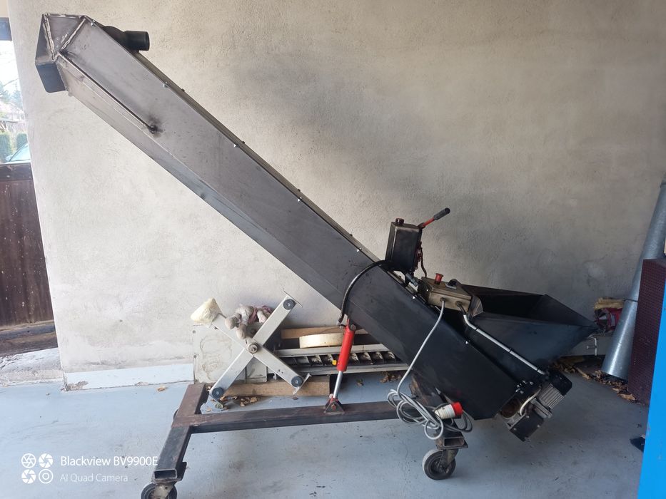 Mobilny podajnik ślimakowy z regulacją wysokości małopolska