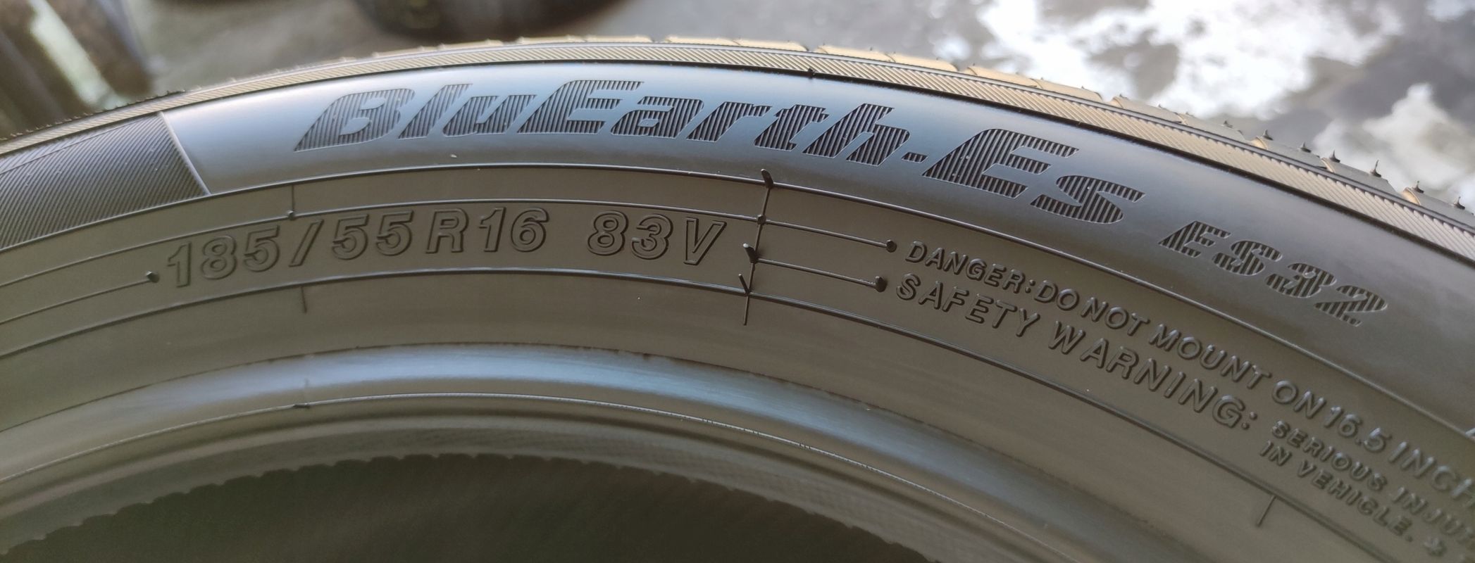 2x 185/55r16 Yokohama BluEarth-ES Es32/83v 2023r