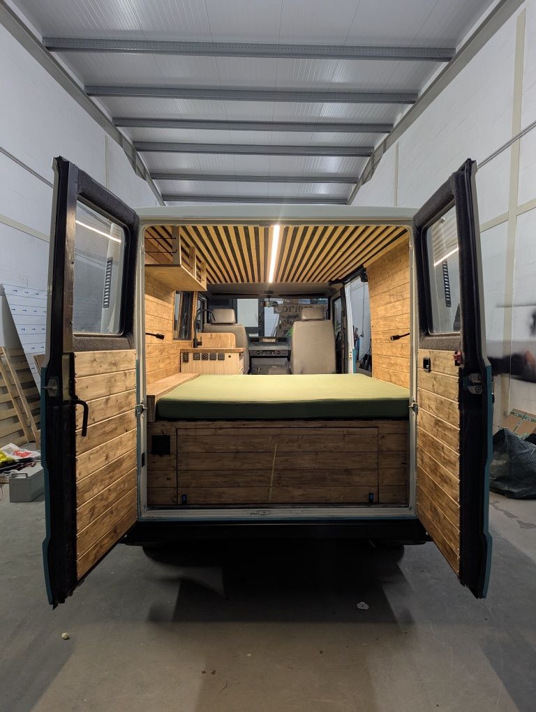 Campervan MB100  transformação nova