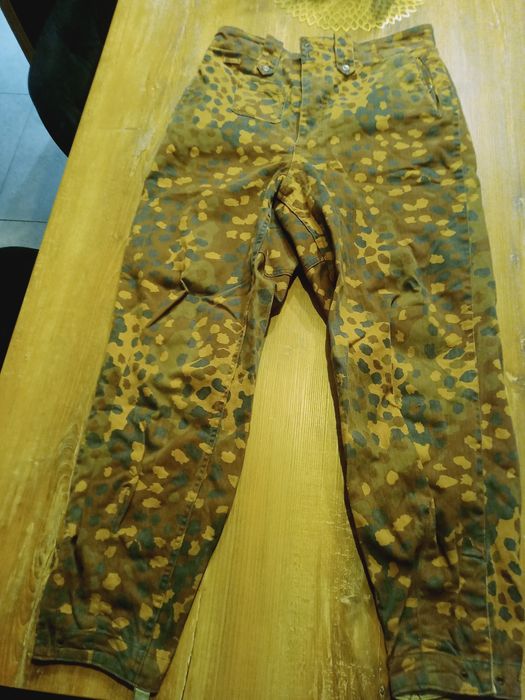 Replika spodni polowych w kamuflażu Erbsenmuster