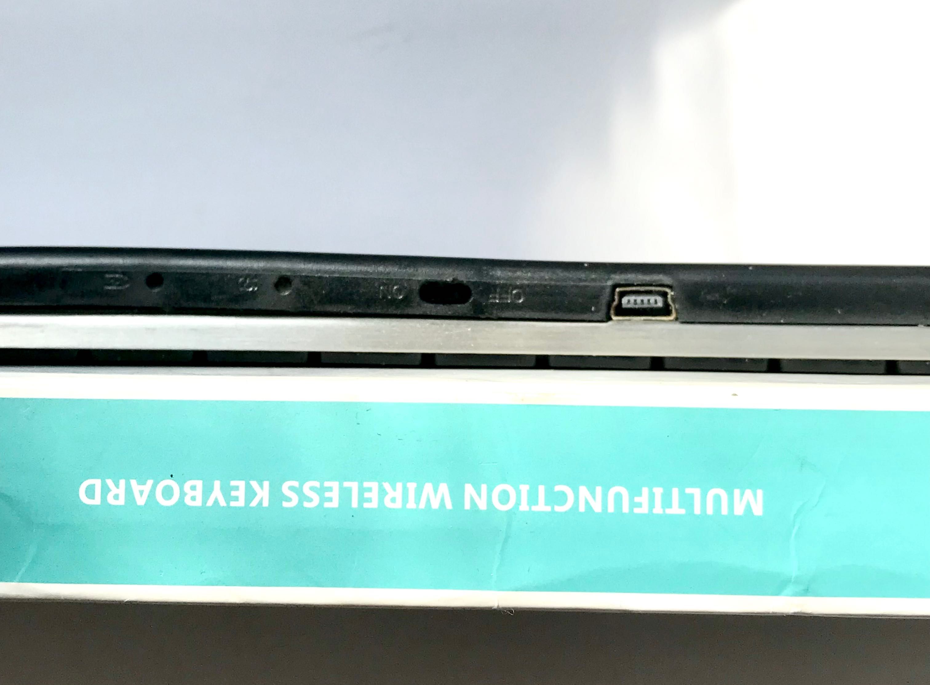 Клавиатура с тачпадом RT-MWK12 без приёмника