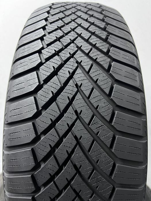 2шт зима 225/60/R17 7мм Yokohama Blu Earth Winter V 906