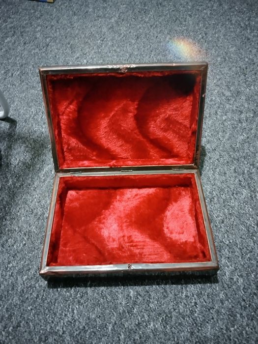 Stara duża szkatułka prl