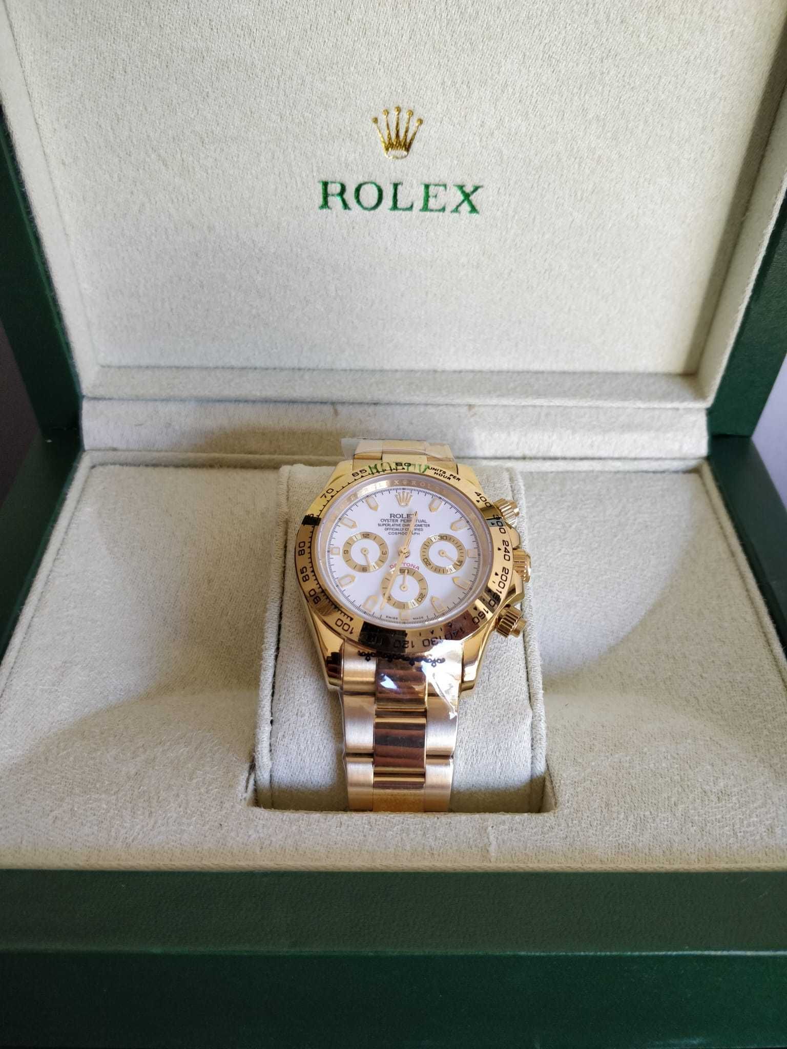 Rolex Daytona Gold