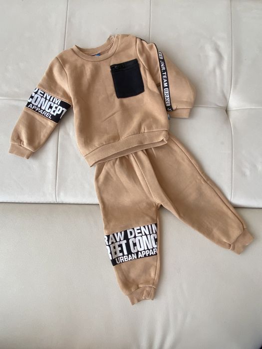 Теплый костюм на флисе 86см на 18 мес