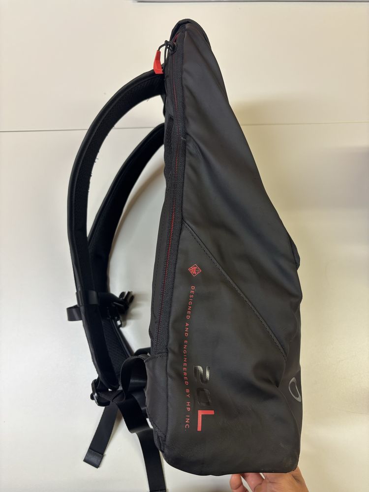 Mochila Omen HP 15.6" Transceptor Gaming Preta