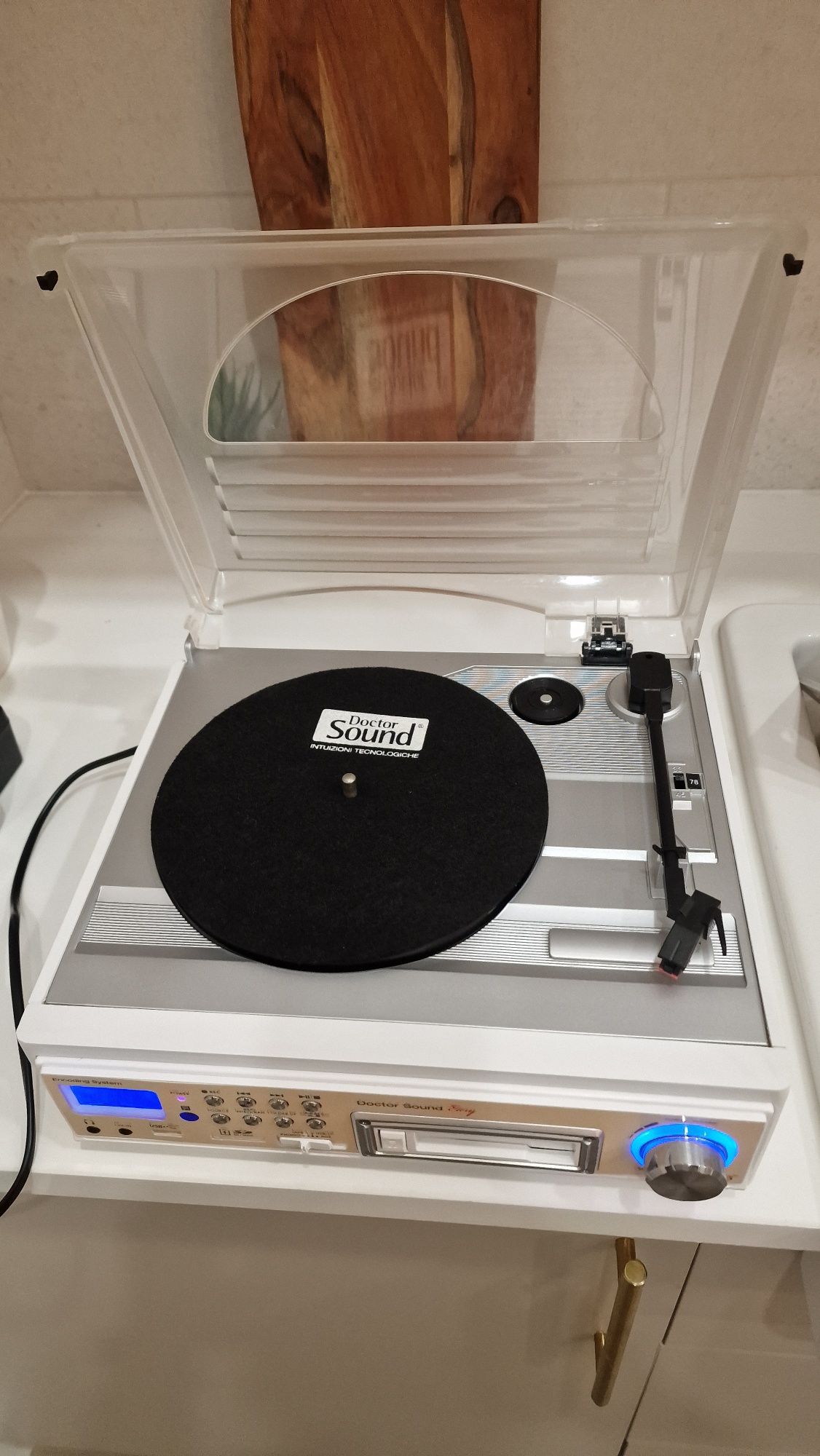 Leitor de vinil e cassetes da Doctor Sound