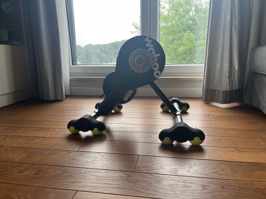 Kompletny “rocker plate” do Wahoo KICKR Core 2