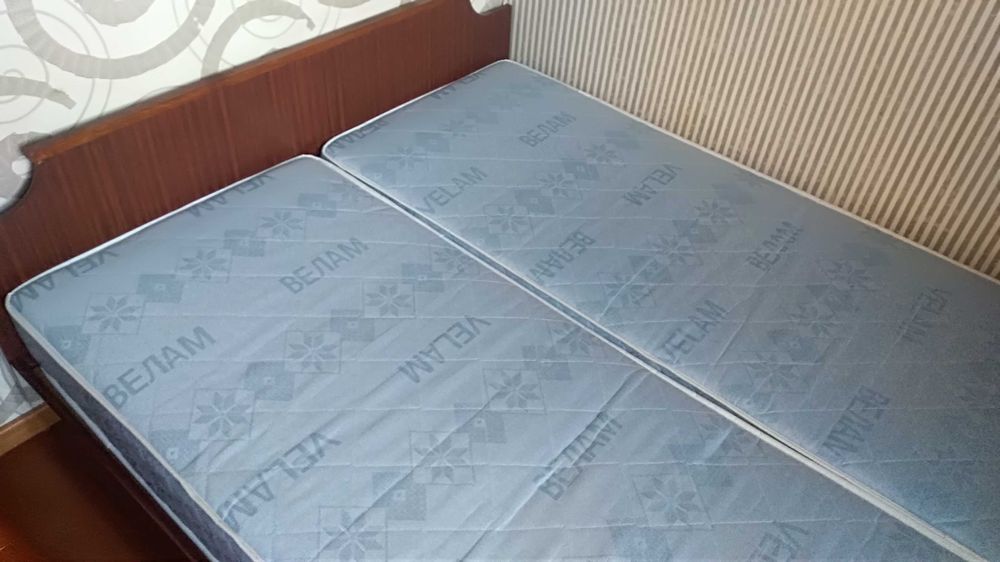 Ліжко двохспальне