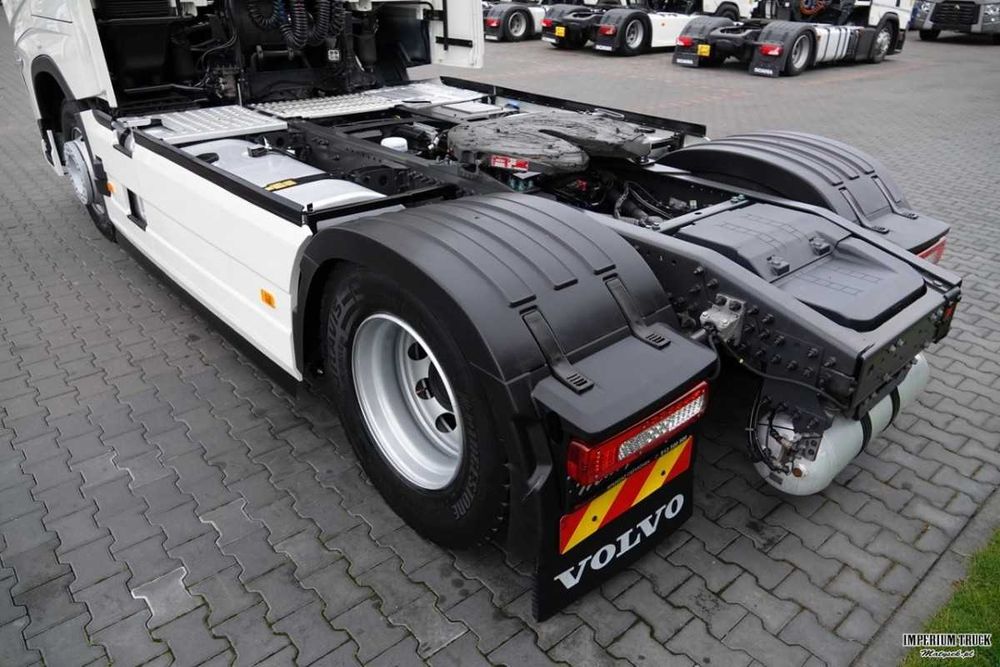 Samochód ciężarowy VOLVO FH500