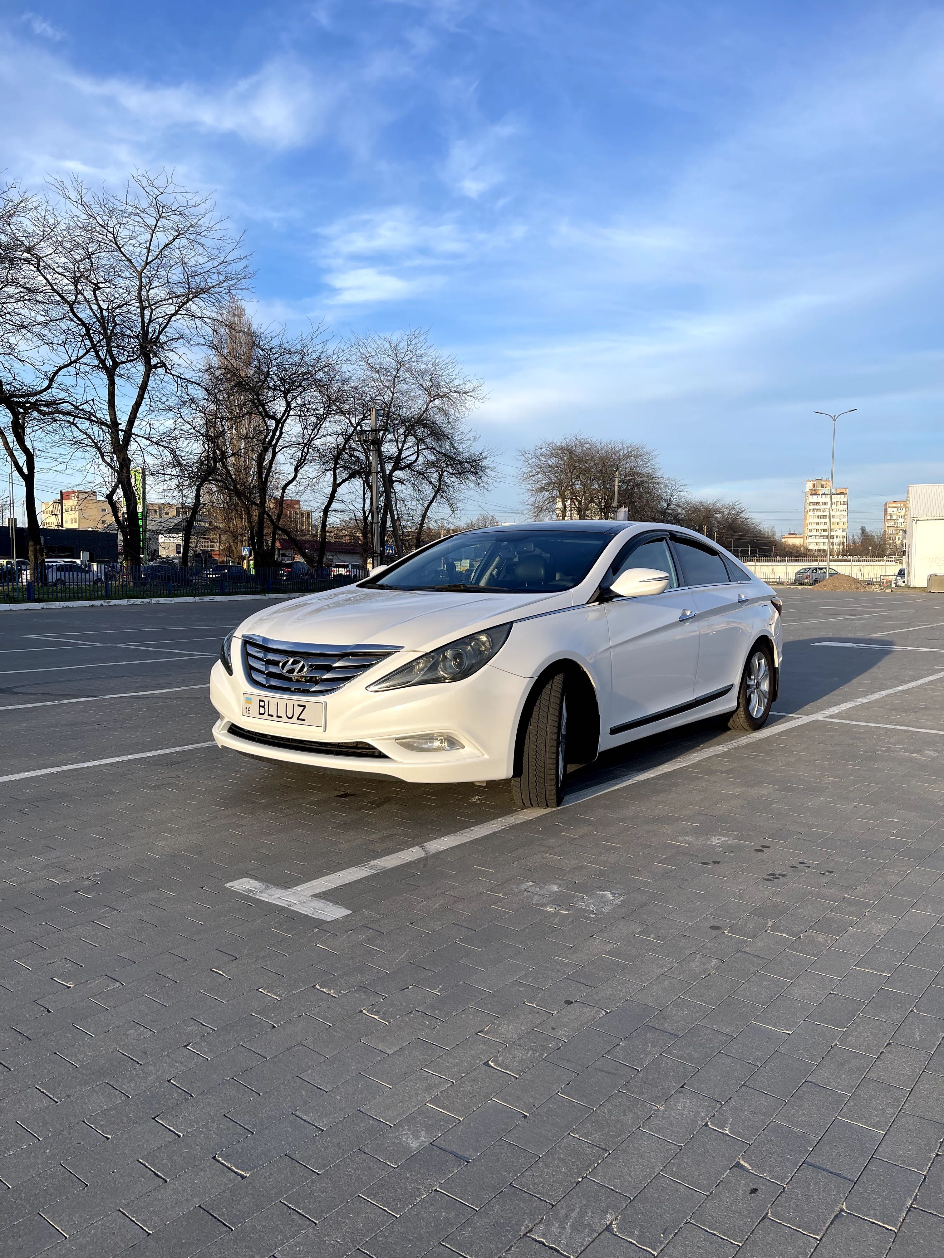 Продам Hyundai Sonata 2010